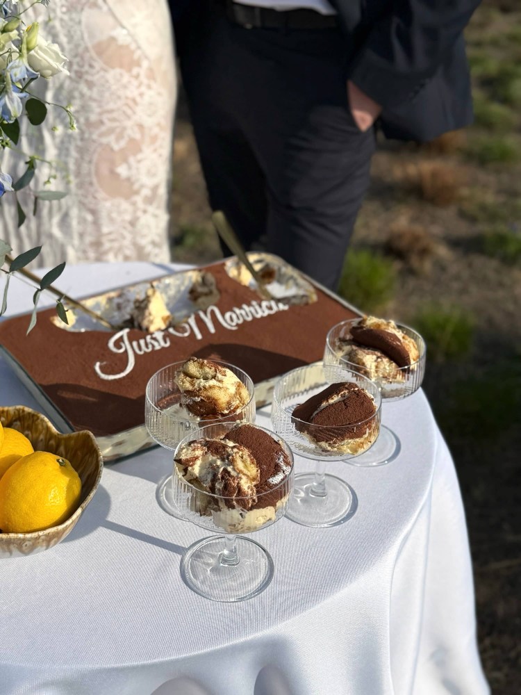 Tiramisu wedding OLLIES